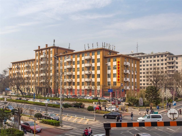 四川电音派对KTV量贩式设计